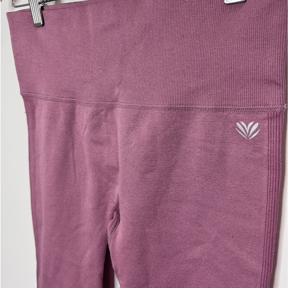 Forever 21 Purple Women's Everyday Leggings (M) - Picture 5 of 6